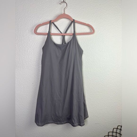 Halara Airy Backless Cut Out 2-in-1 Pocket Yoga Dress-UPF50+ grey - Picture 5 of 10